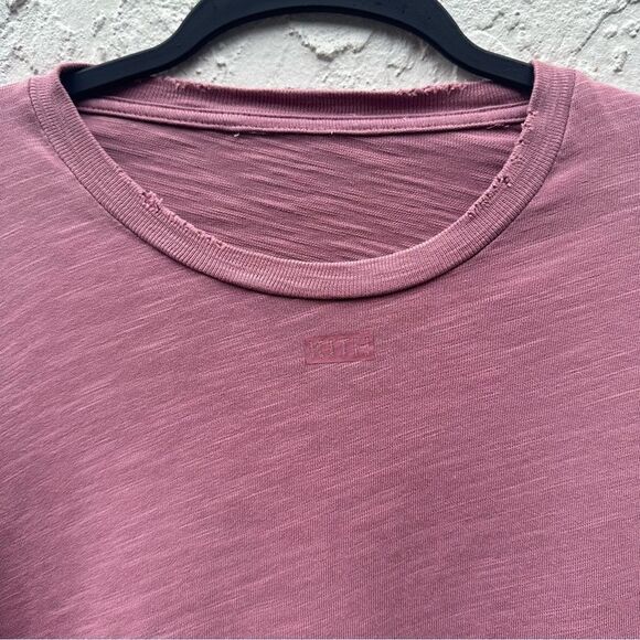 KITH T Shirt Mens Size Medium Long Sleeve Crew Neck Distressed Pink - Picture 1 of 9